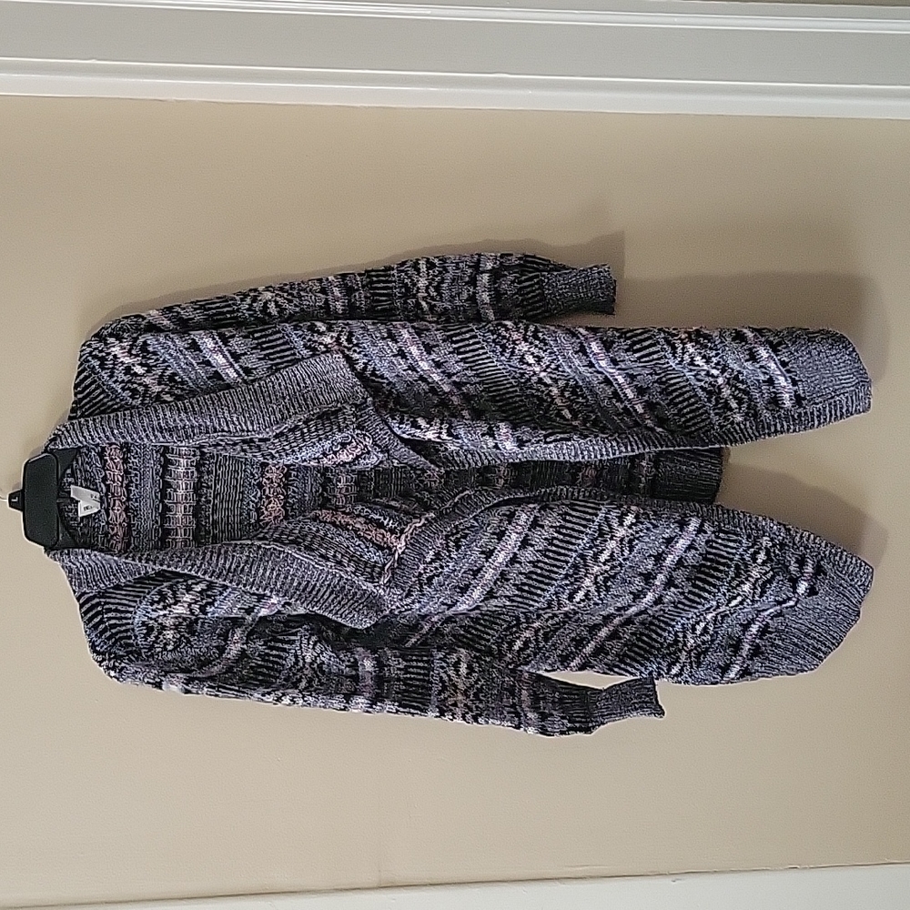 A medium patterned Bethany Mota cardigan